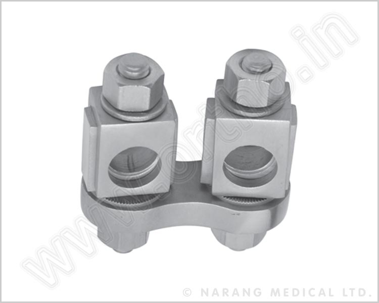 210.007 - Twin Adjustable Clamp - Straight, SS